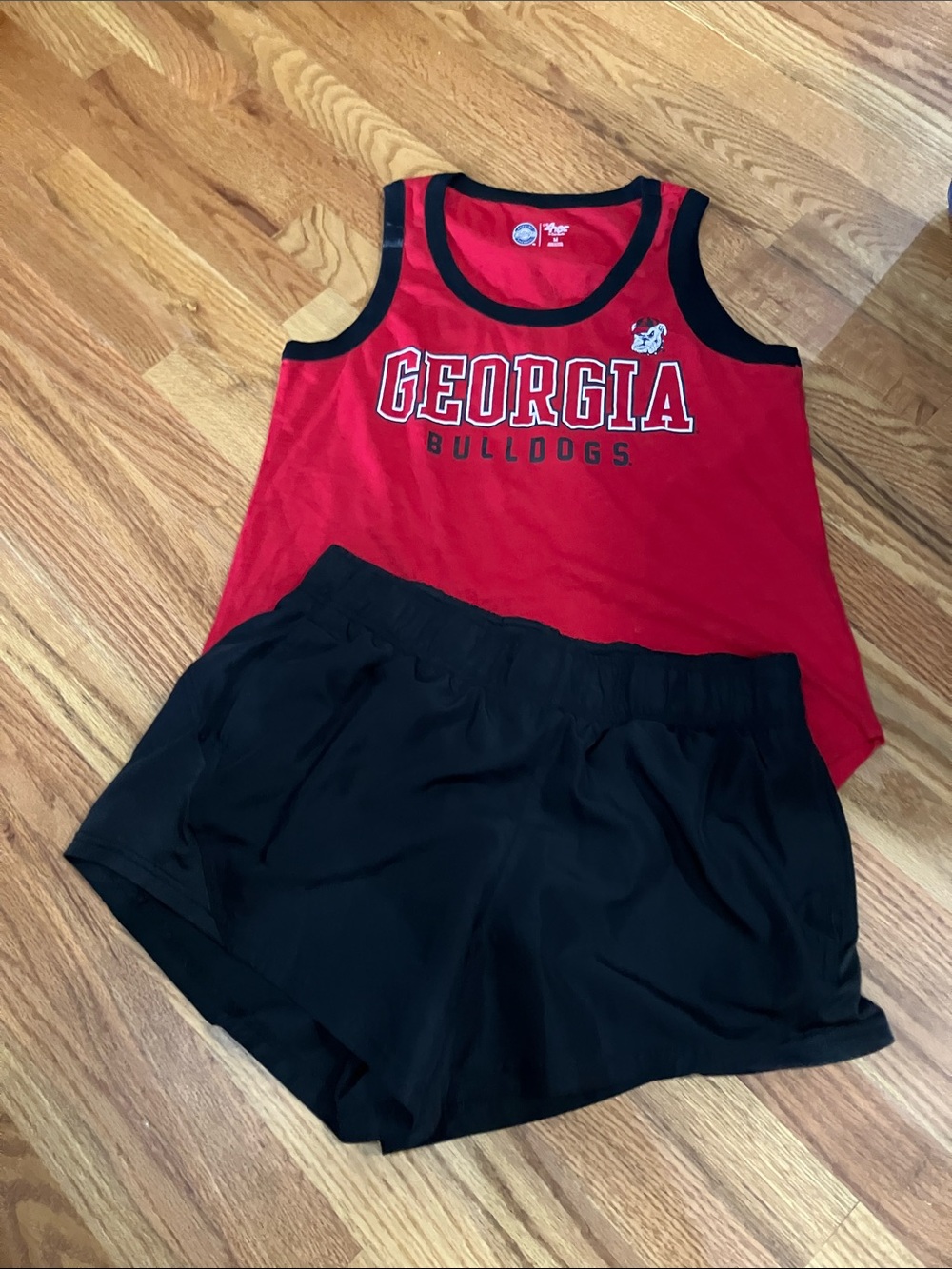 Georgia Bulldogs Red Tank Top and Athletic Works Lined Short Sz M EUC